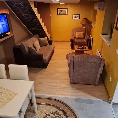 Apartman Centar 1 Суботица Экстерьер фото