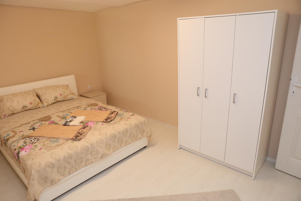 Apartman Centar 1 Суботица Экстерьер фото