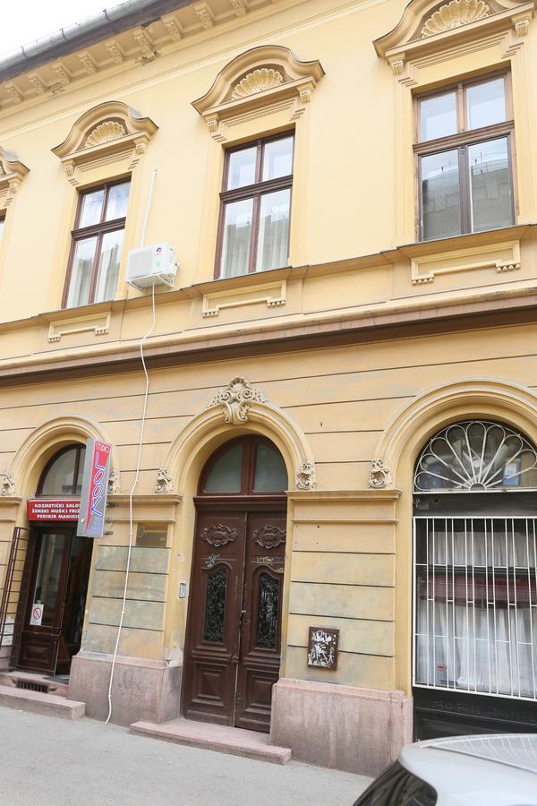 Apartman Centar 1 Суботица Экстерьер фото
