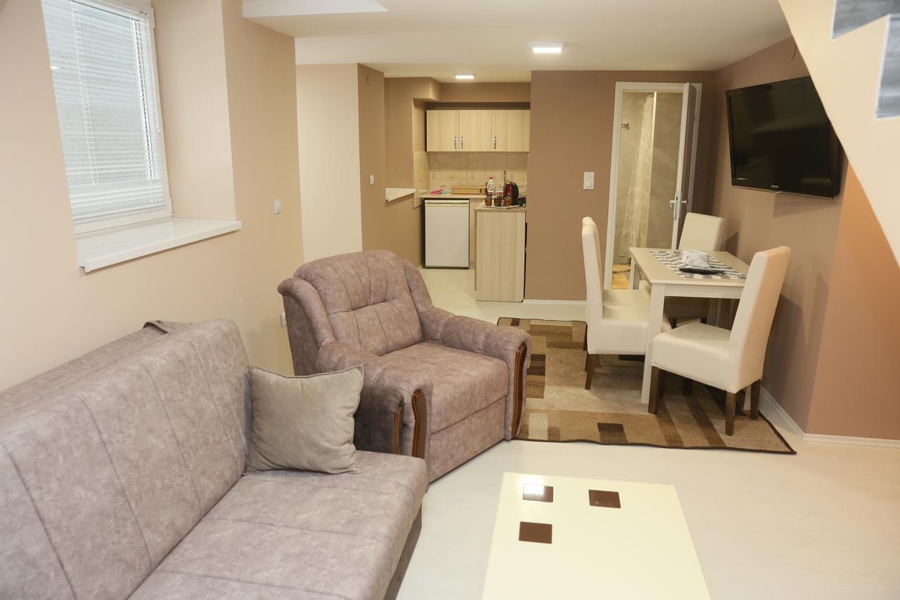 Apartman Centar 1 Суботица Экстерьер фото